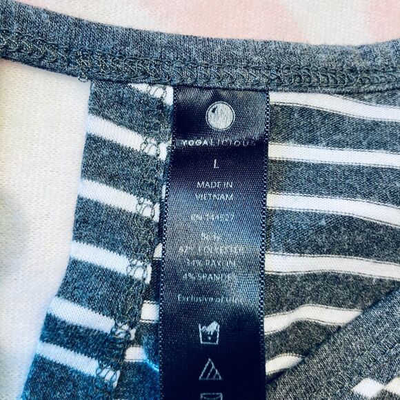 Yogalicious Striped Open Back Active T-Shirt‎ Large - Picture 6 of 11